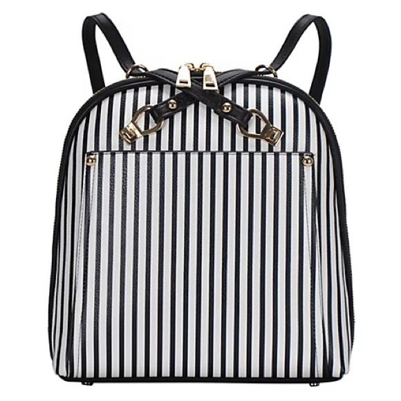 Miztique Bags Miztiquedaisy Convertible Backpack Purse Poshmark